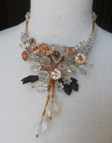 Collier cérémonie vintage - de,