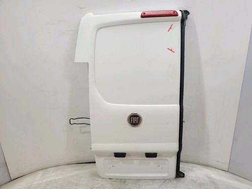 Porte battante arrière gauche