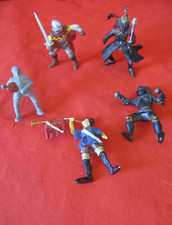 Lot de 5 Figurines