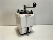 ANCIEN MOULIN A CAFE PEUGEOT