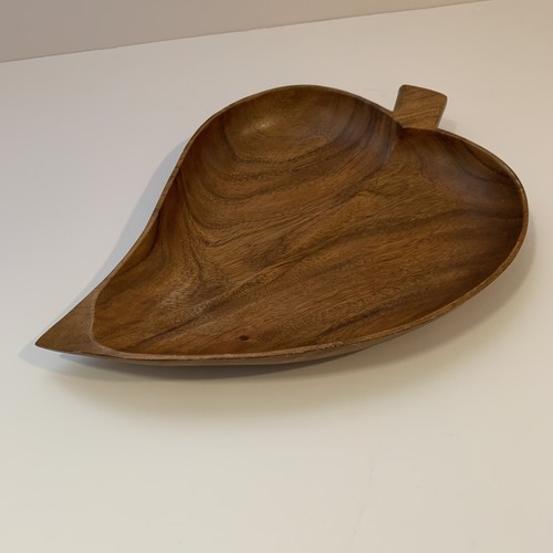 Handcarved leaf shaped - leaf-shaped, wood