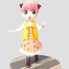 Figurine Anya Forger – Tenue