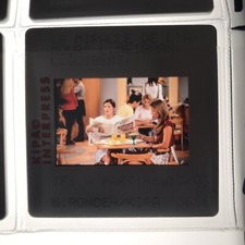 LE MIRACLE DE L AMOUR (avec Hélène ROLLES) - DIAPOSITIVE DE PRESSE - SLIDE