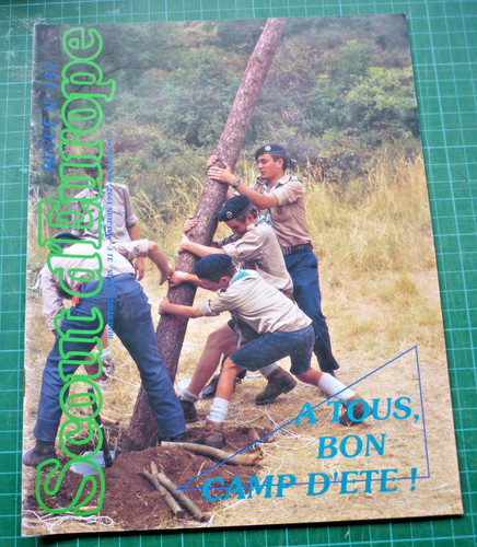 Revue scout d europe - -*, d'europe