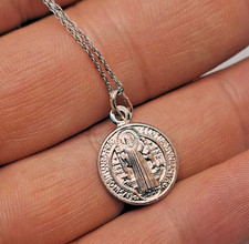 Pendentif Saint Benoît