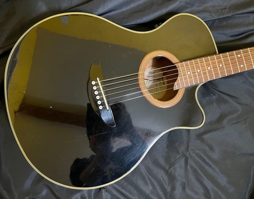 Guitare acoustique électrique
