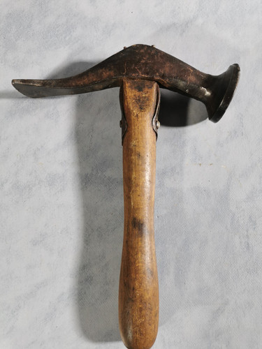 Outil ancien cordonnier - ancien,