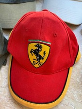 FERRARI: SUPERBE CASQUETTE ENFANT, IDÉE CADEAU !