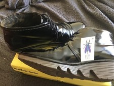 Chaussures Fly London taille 41 proche du neuf.