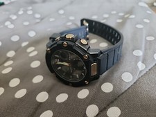 Vds G shock wr 20 bar tough solar carbon core guard état neuf jamais servi 