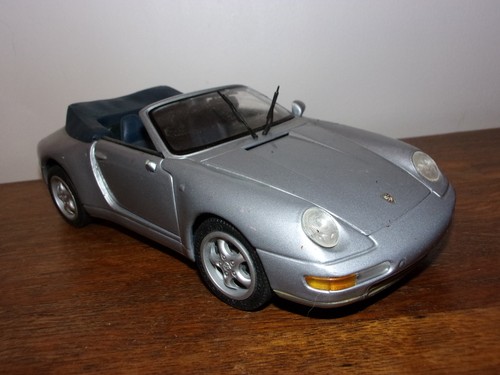 18eme maisto porsche - 1/18,
