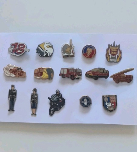 Lot pin pompier et - lot, pin's