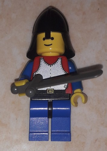 Lego figurine chevalier moyen - lego,