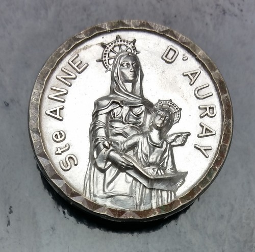 Médaille porte bonheur - médaille, porte-bonheur