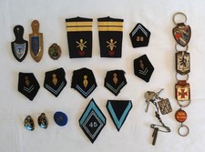 Lot Insignes Militaires tissu