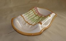 plat à asperges EN  BARBOTINE