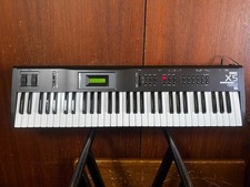 SYNTHÉTISEUR DE MUSIQUE KORG