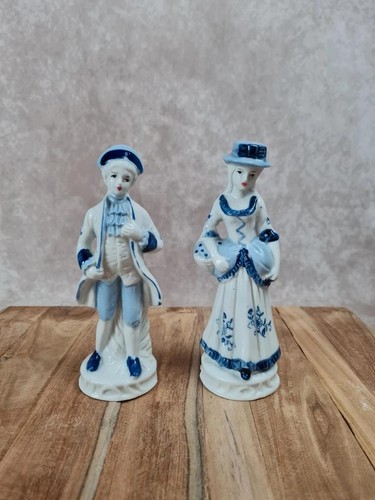 Duo petits personnages en - petits,