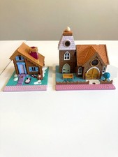 Chalet de ski et chapelle de