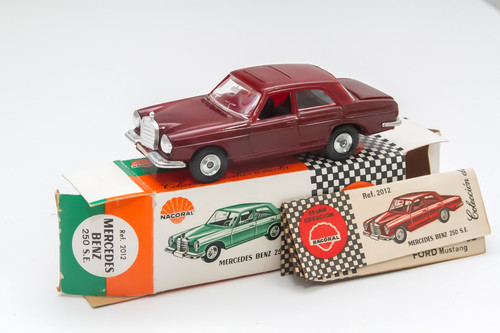 Nacoral chiqui cars mercedes - cars,