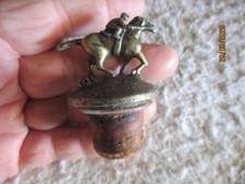 Ancien Bouchon Bouteille Carafe Scotch Whisky Cheval de Course & Jockey en Etain