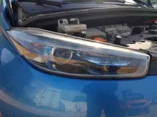 260109891R phare droit pour