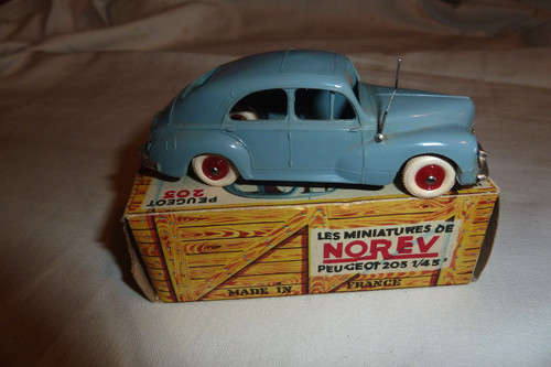 Ancien voiture norev peugeot - voiture,