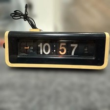 National Panasonic Flip Clock