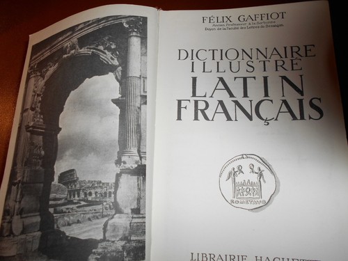 Dictionnaire illustre latin - ,