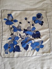 Christian Dior / Superbe Carré foulard de luxe en 100% soie vintage blanc / bleu