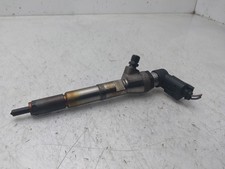 8200903034 injecteur RENAULT