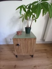 table de nuit/chevet ikea relookée, modèle unique.