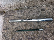 Ancienne pompe à vélo