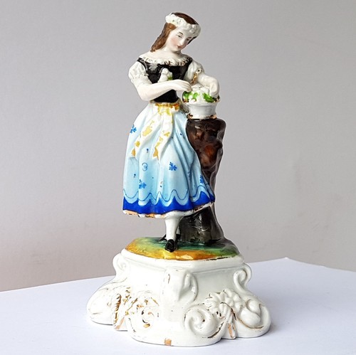 Porcelaine figurine jeune - figurine,