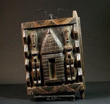 Porte africaine en bois