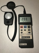 Luxmètre LX-107 Lutron LIGHT METER DIGITAL INSTRUMENT