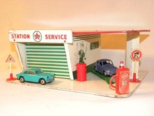 JOUET ANCIEN EN BOIS GARAGE