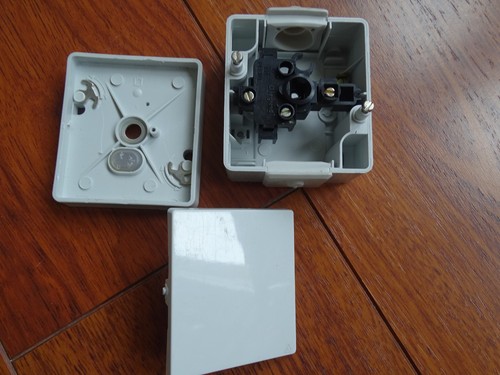 Legrand plexo ancien - 57,