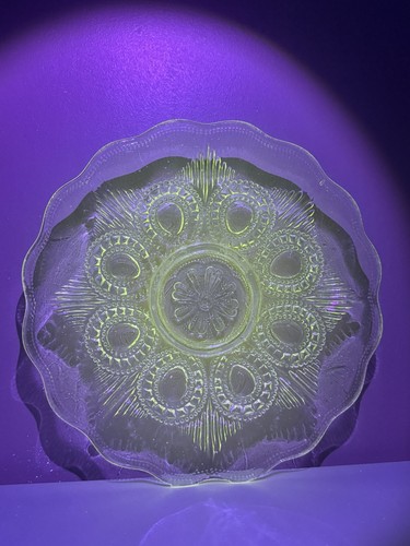 Antique uranium glass plate - uranium,