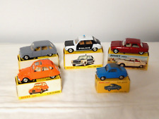 5 ANCIENNES VOITURES Miniatures DINKY TOYS Boîte 2 cv Simca Renault 6  204 Vespa