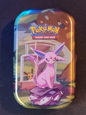 Boîte métal vide Mini Tin Pokémon Évolutions Prismatiques Mentali + Goodies