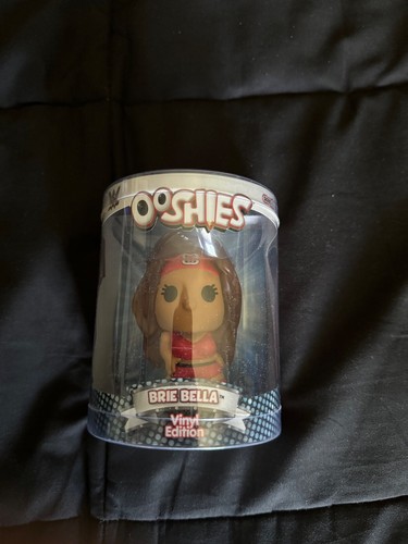 Ooshies wwe brie bella - ooshies, vinyl