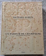 Superbe GRAND  Livre  UN