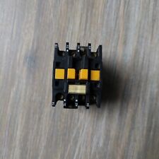 Telemecanique CA2-DN122 Leistungschütz 380V 50Hz Contacteur CA2DN122