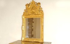 Miroir Régence fronton bois sculpté doré oiseaux panier fleurs glace XVIIIè