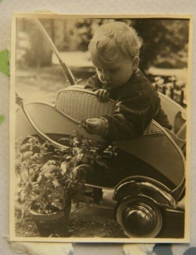 Photo 1951 poussette enfant - photo,
