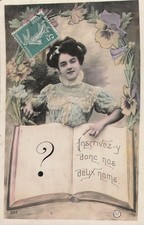 CP FEMME ELEGANTE LIVRE OUVERT