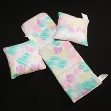 Lot de coussins et  du salon de Barbie Elégance vintage