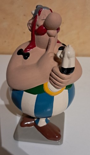 Uderzo figurine obelix - uderzo,