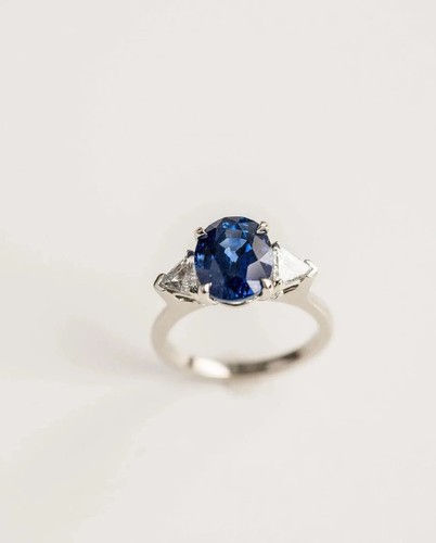 Bague diamant saphir bleu